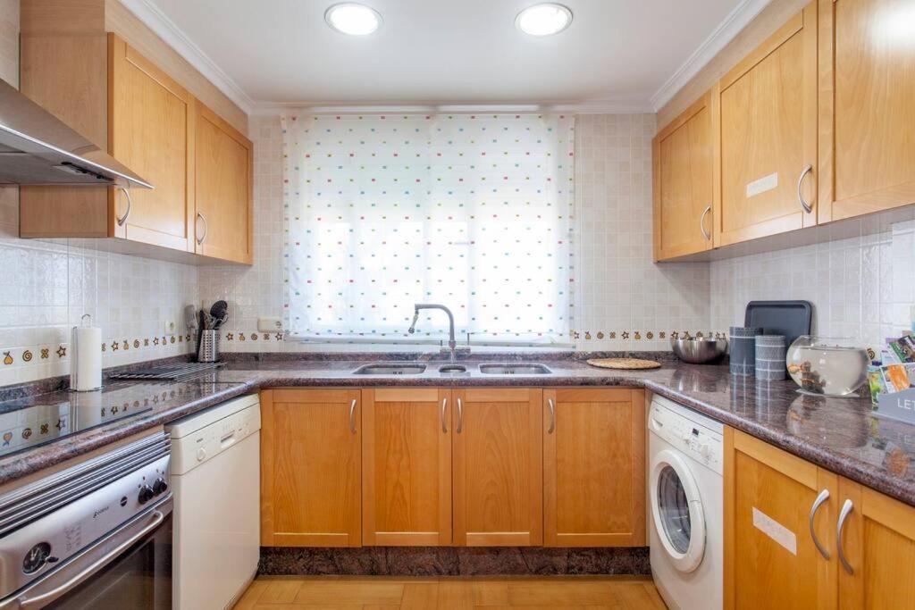 Casa En Valencia, Cerca De Golf, Playas, Moto Gp Villa Bagian luar foto